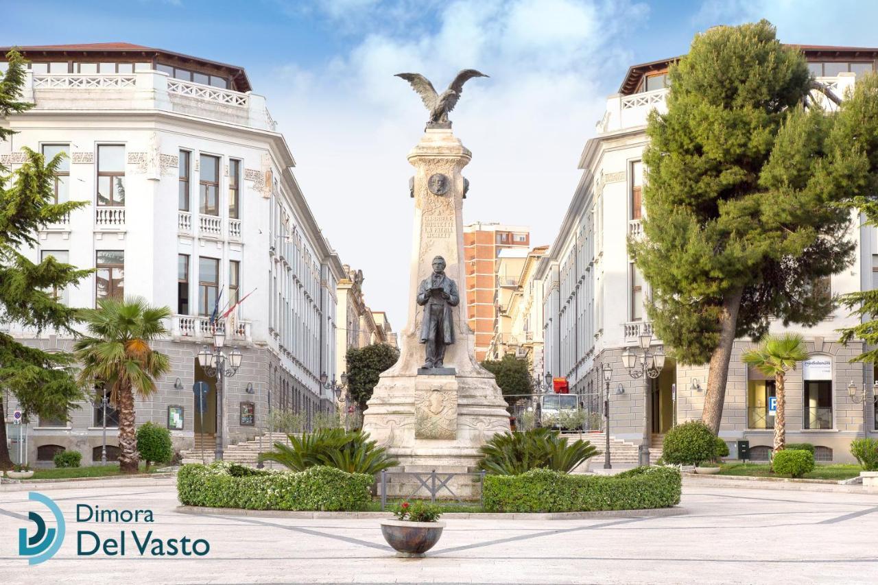 Dimora Del Vasto Bed & Breakfast Bagian luar foto