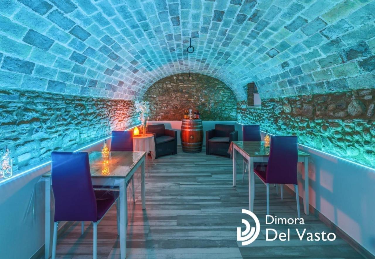 Dimora Del Vasto Bed & Breakfast Bagian luar foto